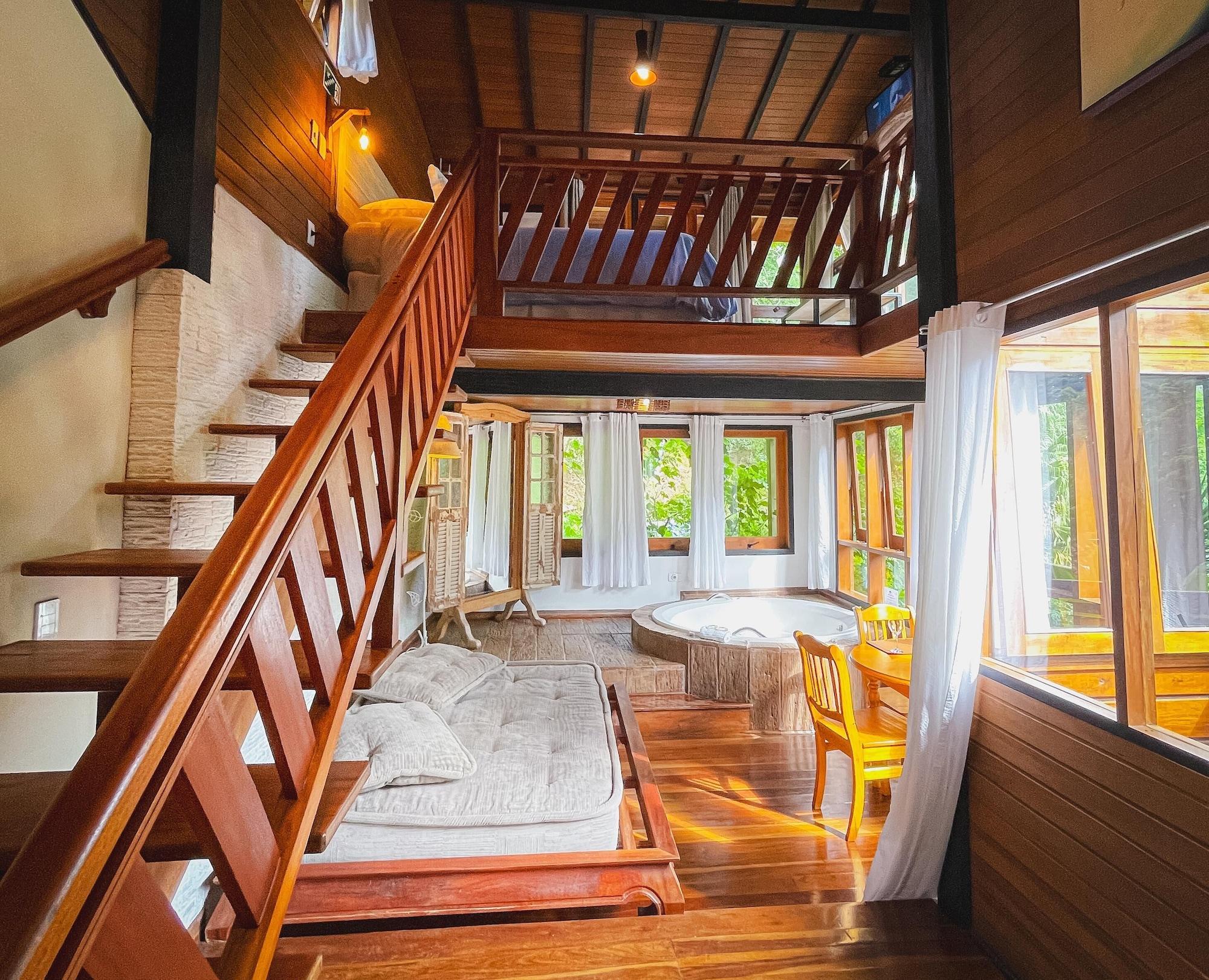 Vista Piscina Pousada Solar d'Araucária