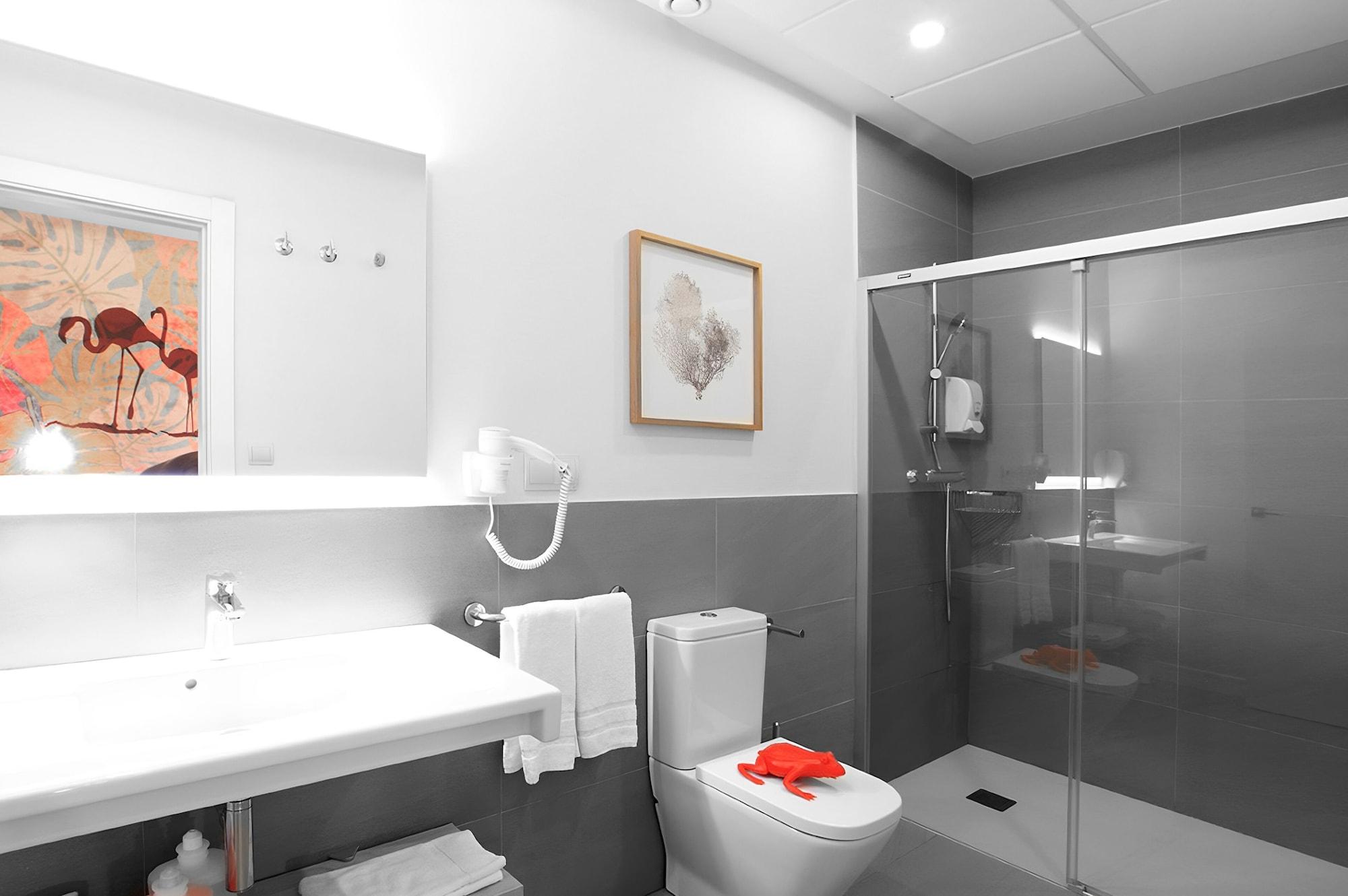 Equipamiento de Habitación Eibarrooms