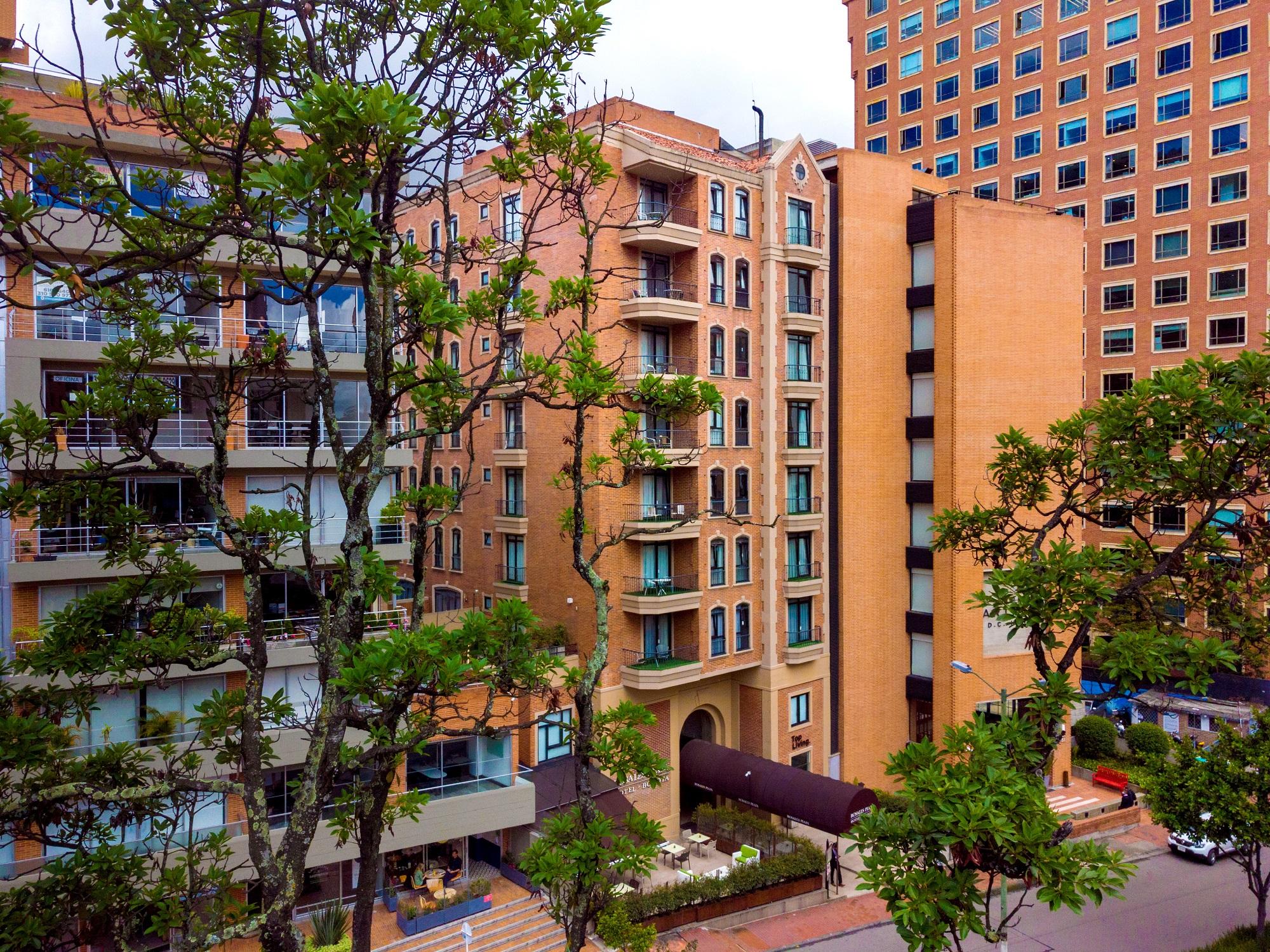 Vista Exterior Hotel Rosales Plaza