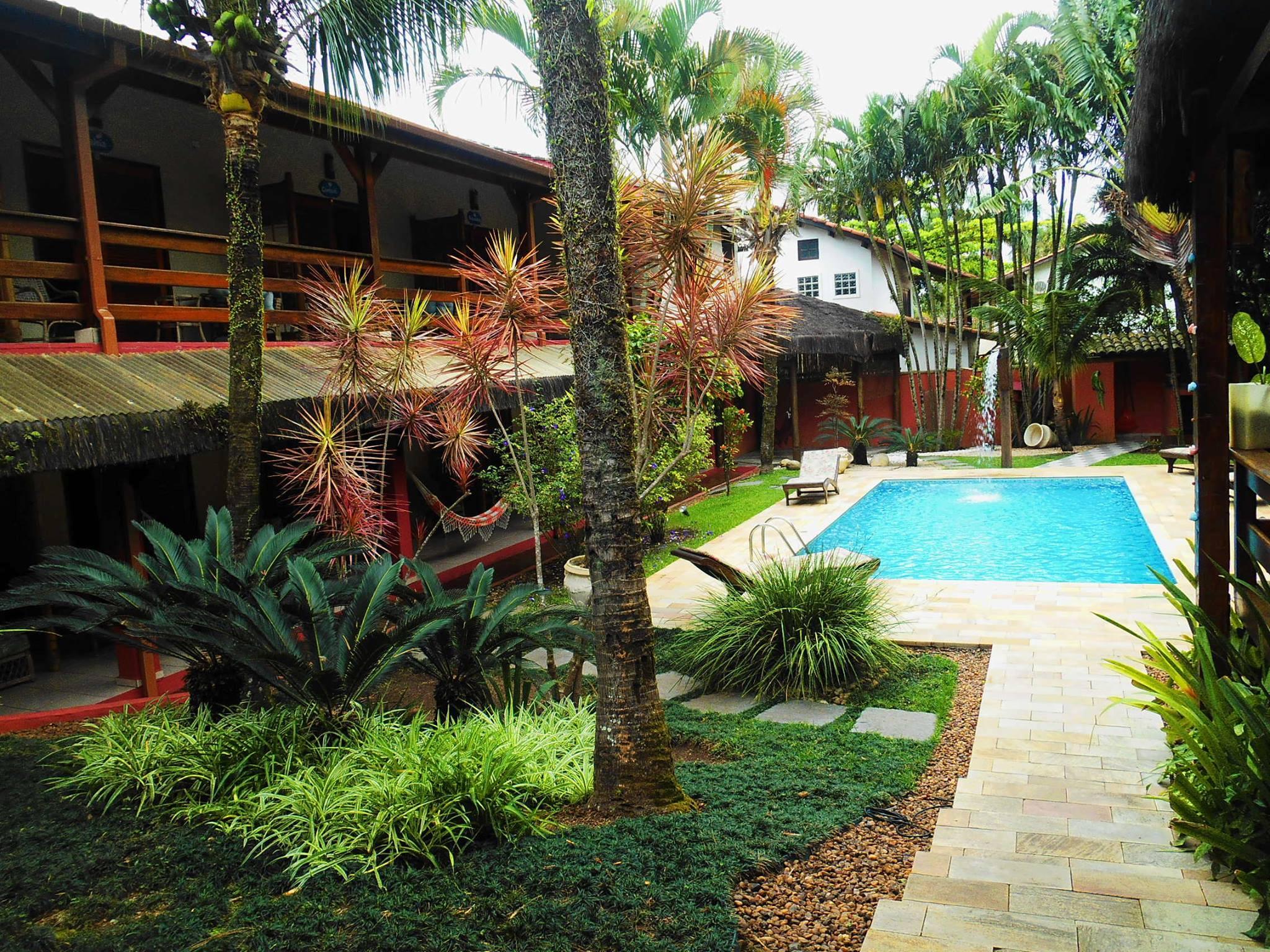 Vista Piscina Pousada Marerê