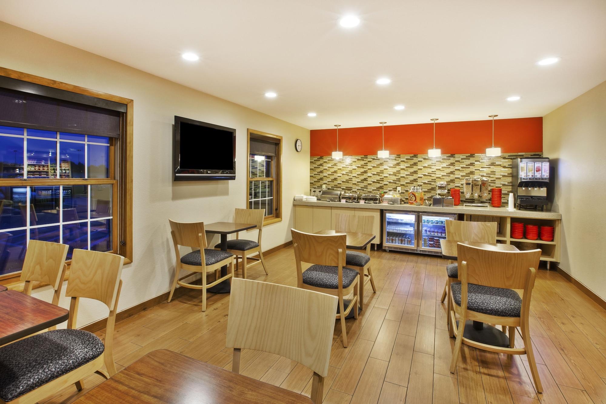 Restaurant Towneplace Suites By Marriott Detroit Livonia