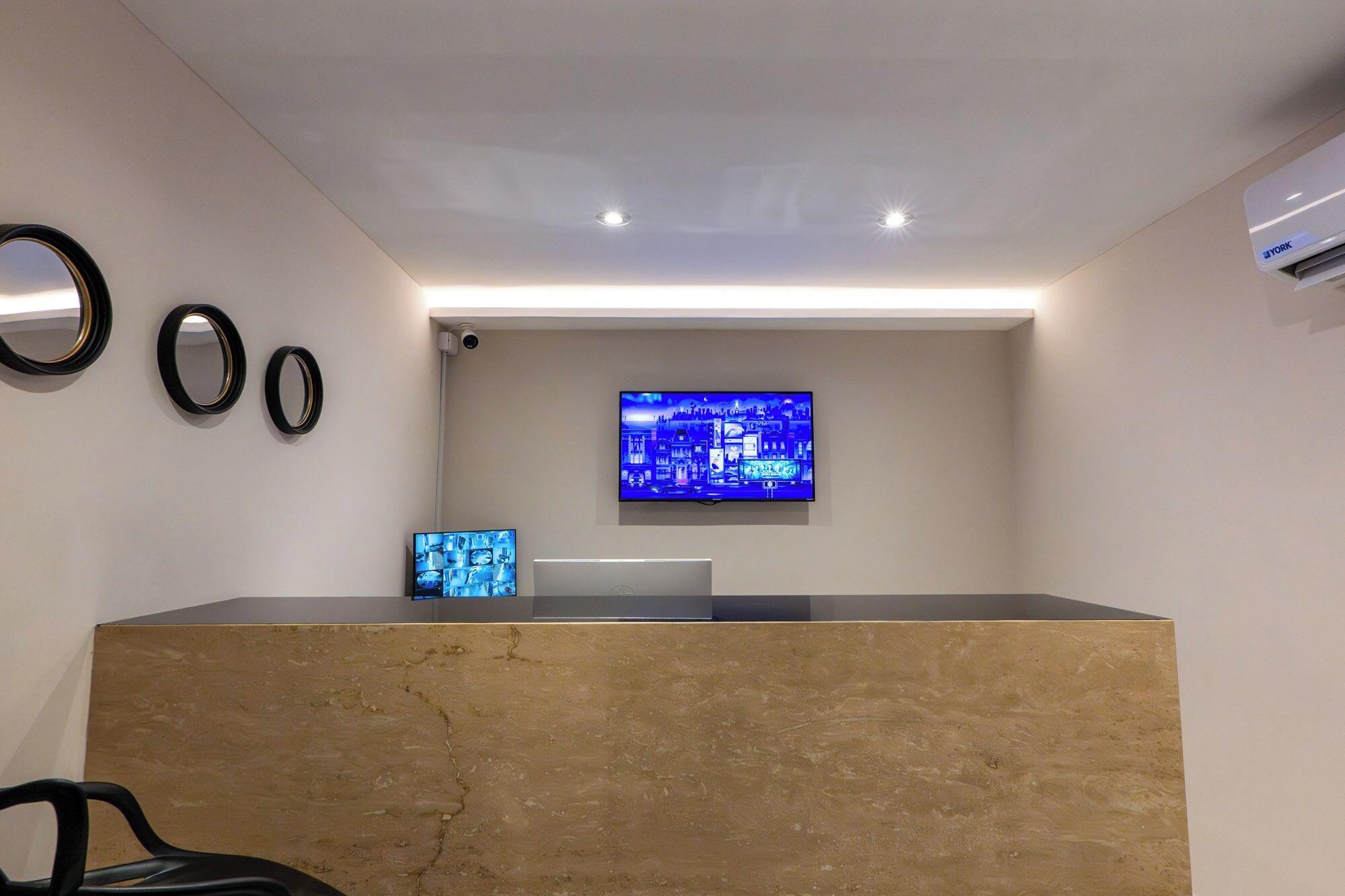 Vista Lobby Hotel 28