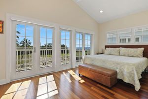 Alquiler Vacacional - Islamorada home in Anglers Reef with Ocean Views, Dock, Com Pool & Private Beach
