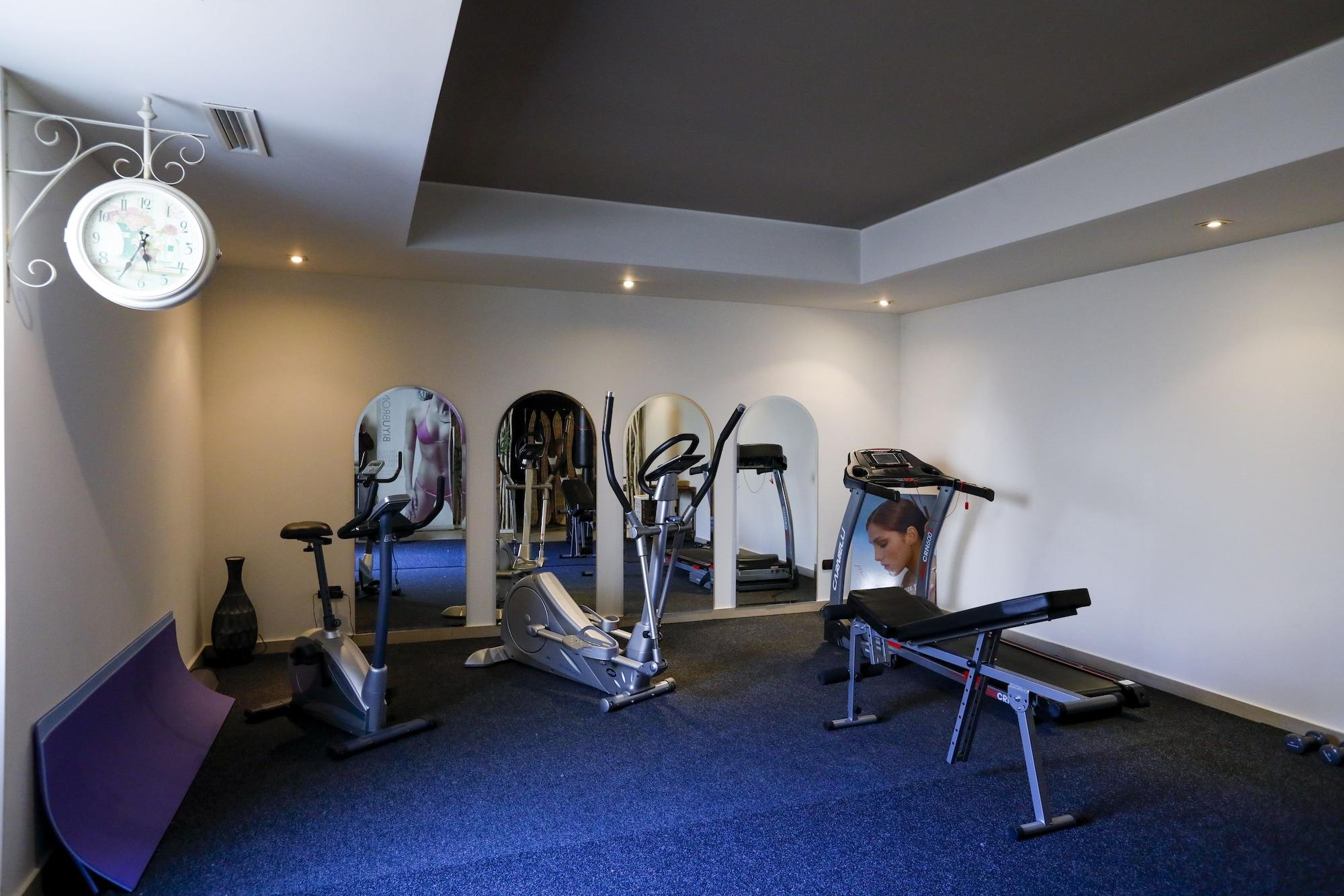 Gimnasio Scià on Martin