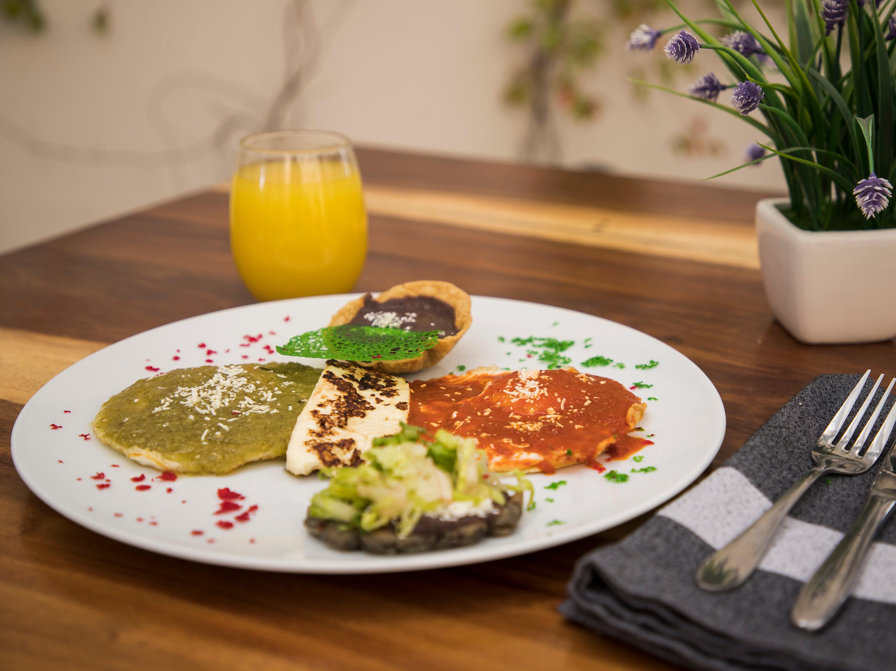 Restaurant Hotel Business Real 500