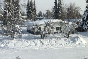 Alquiler Vacacional - Remodeled house w/garage and hot tub; quiet suburb, in town