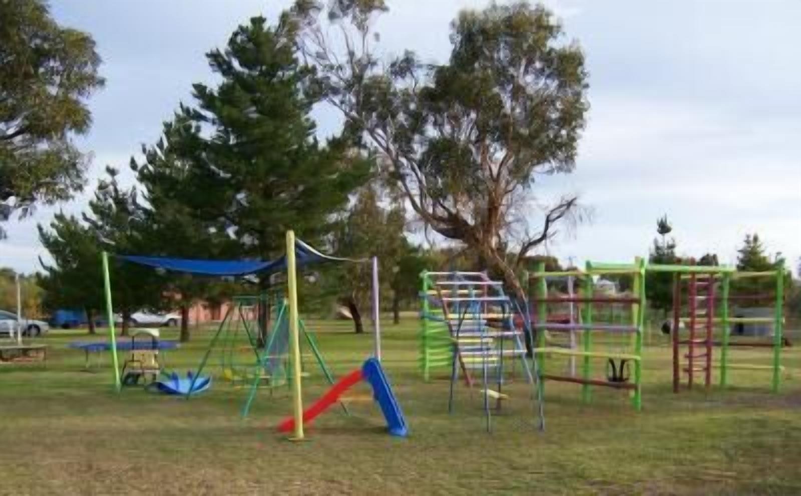 Instalaciones Recreativas Paddle Steamer Motel