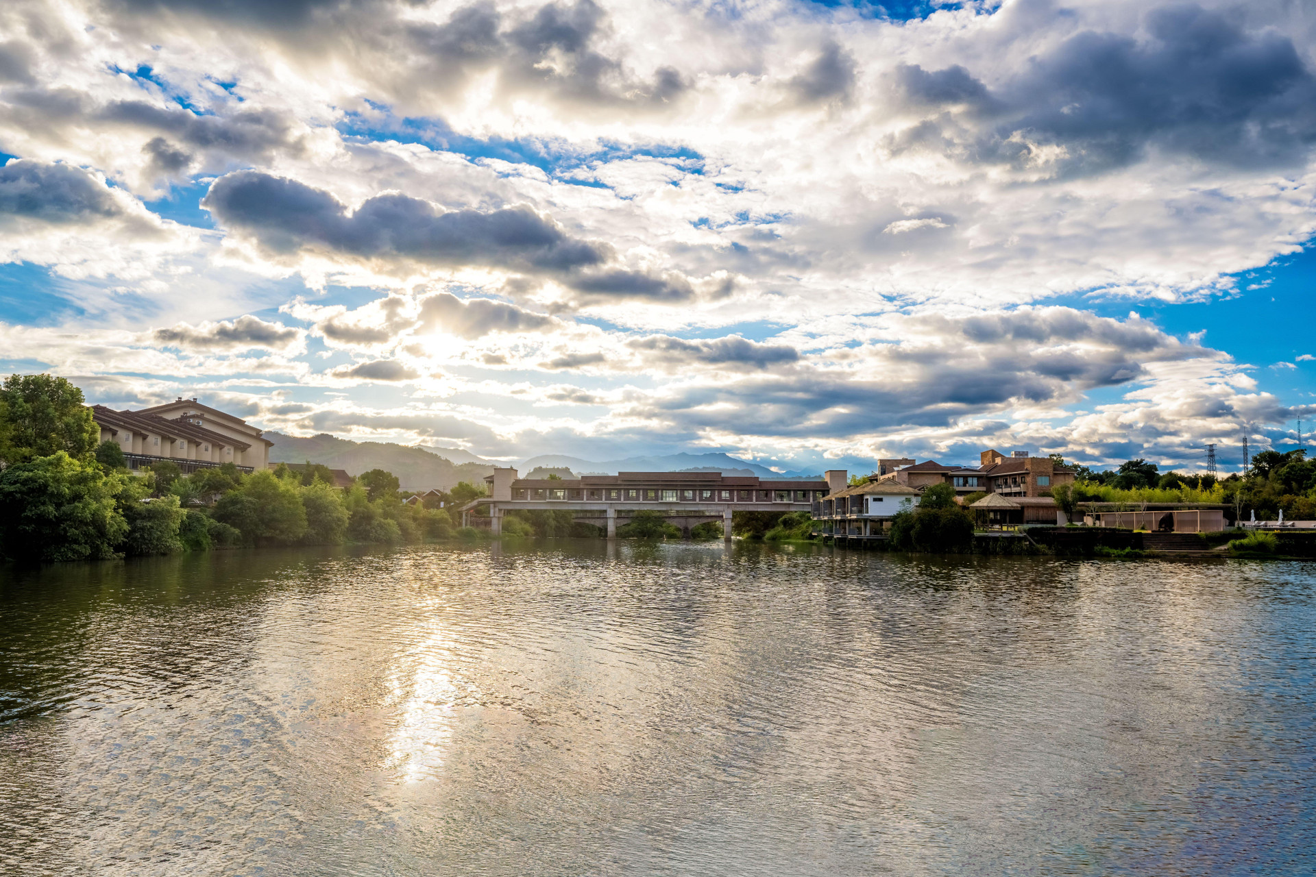 Vista Exterior Holiday Inn Wuyi Mountain Water Village