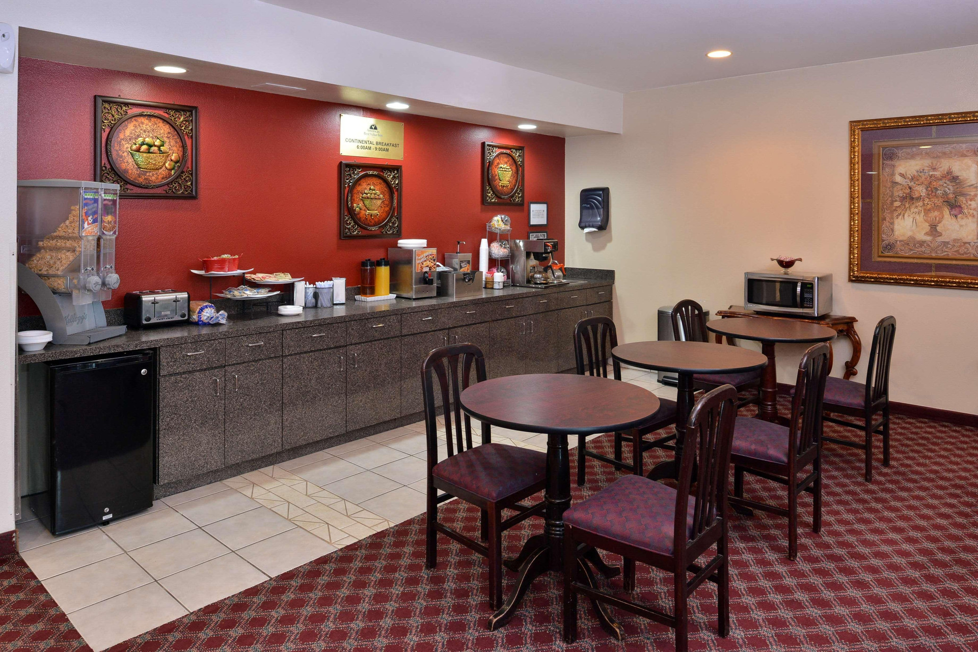 Restaurant Americas Best Value Inn Somerville
