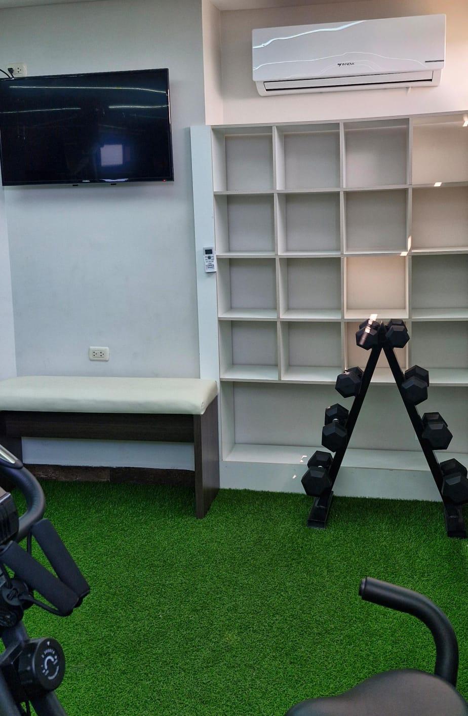 Estacionamiento BRITNEY HOTEL MACHALA