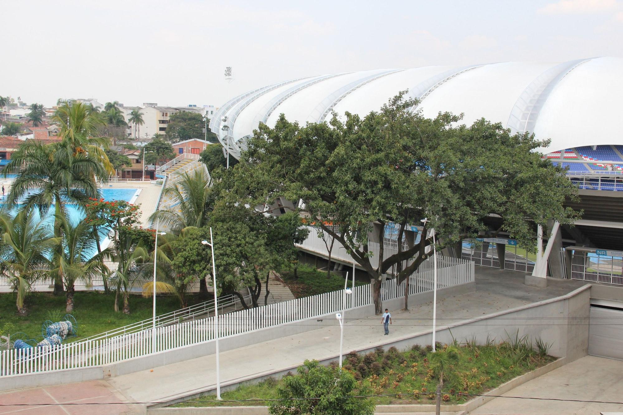 Vista Exterior Hotel San Fernando Real