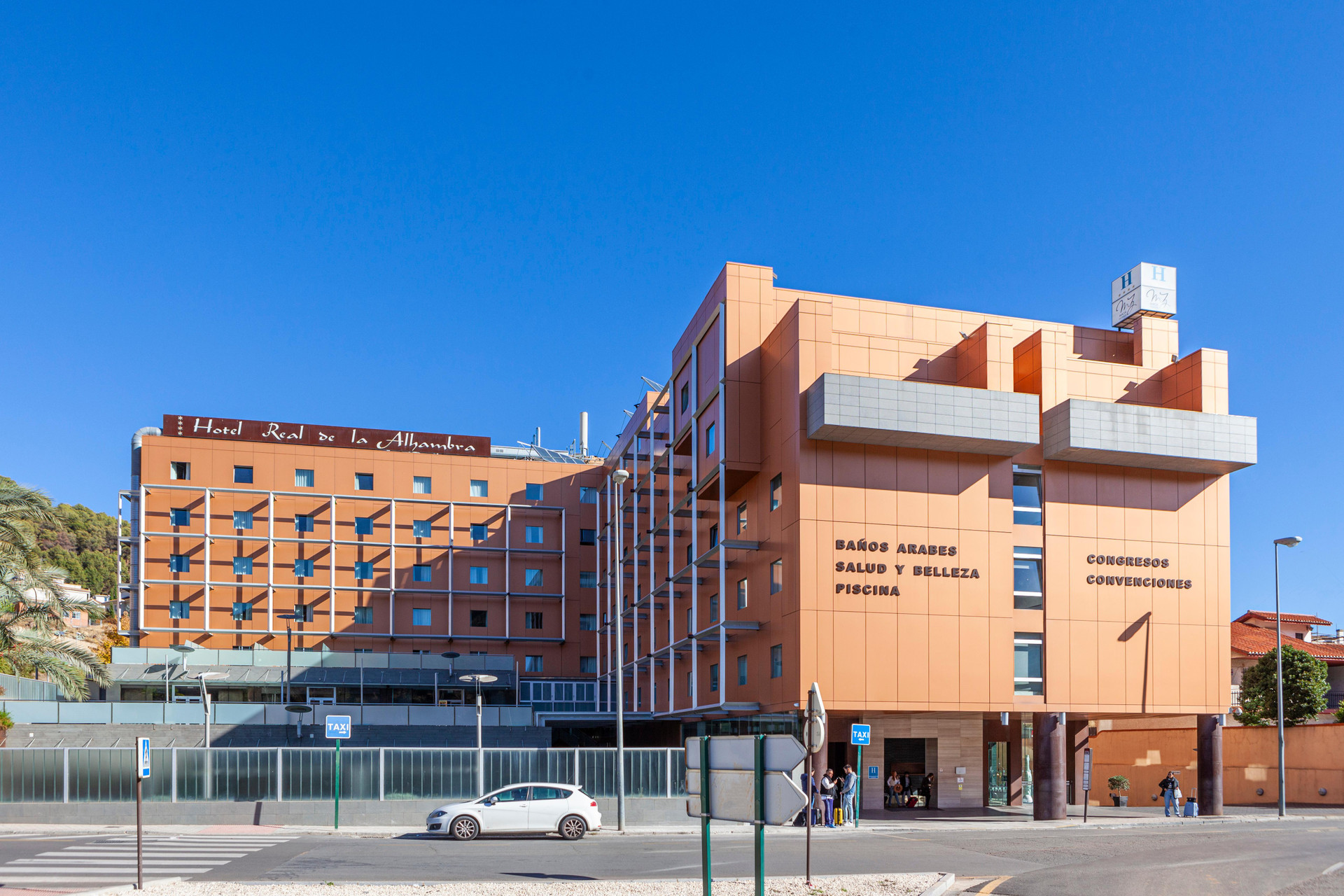 Vista Exterior Hotel Macià Real de La Alhambra