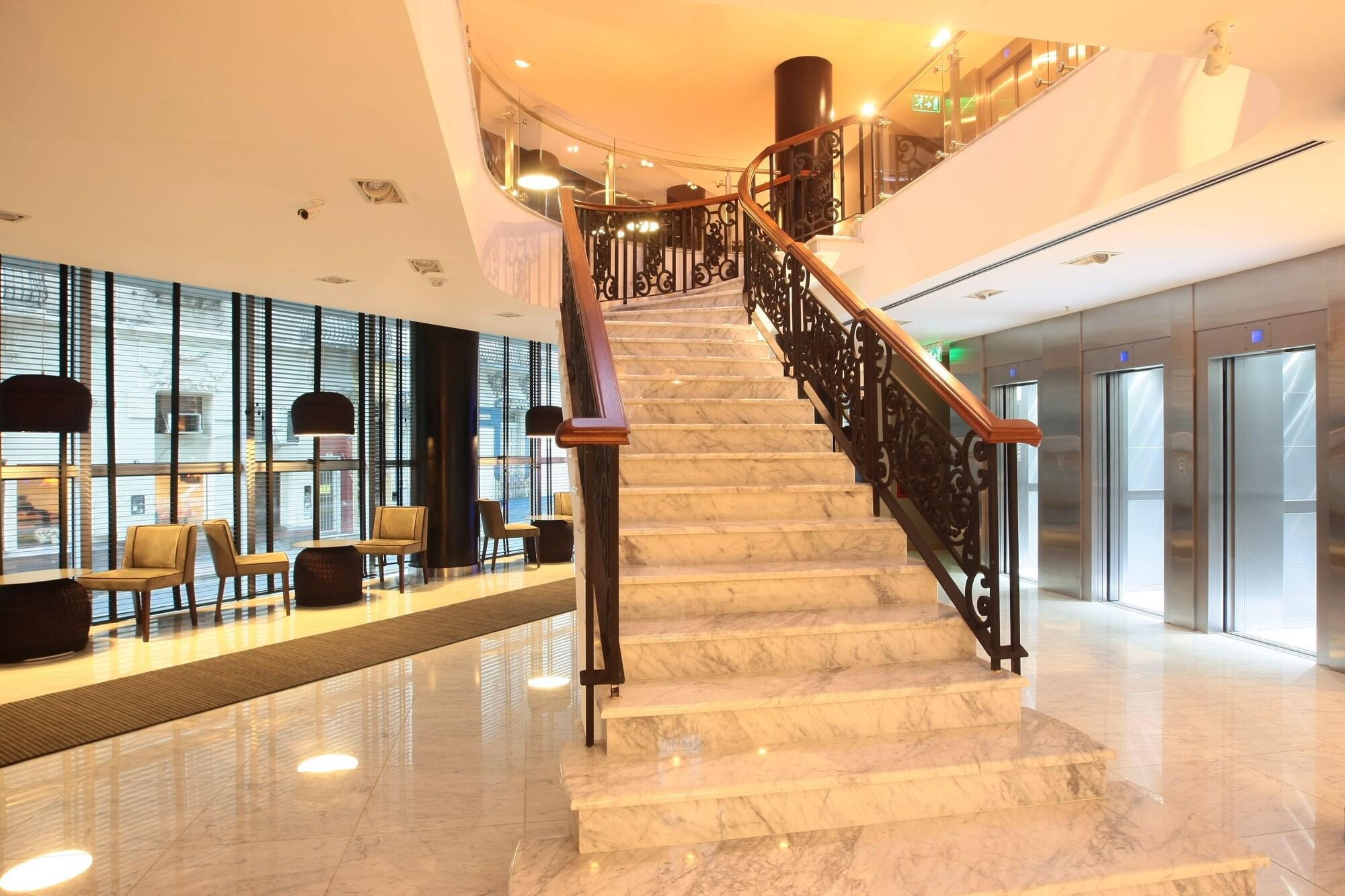 Vista Lobby Yrigoyen 111 Hotel