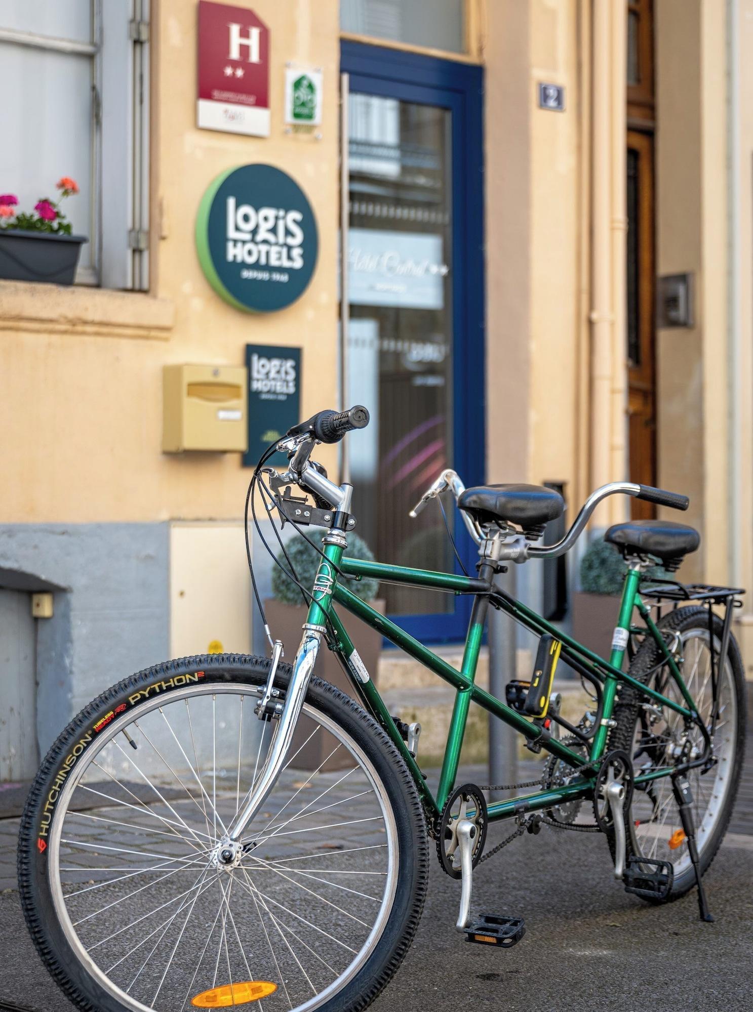 Varios Logis Hotel Central Montargis