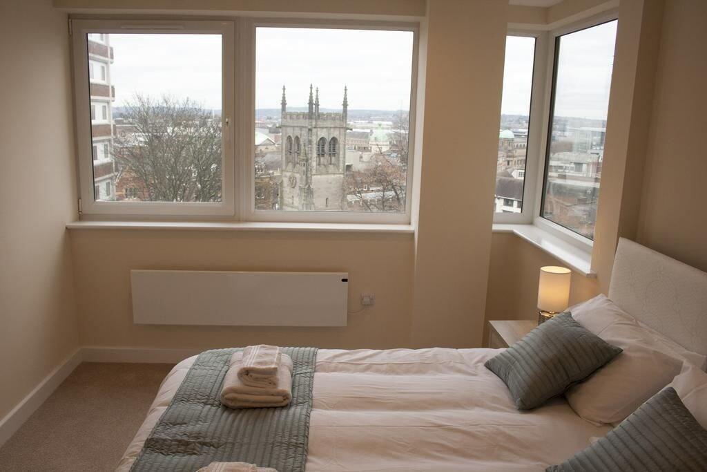 Varios St Peters View