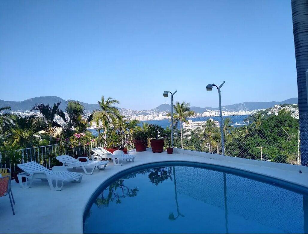 Vista Piscina Casa Breizh