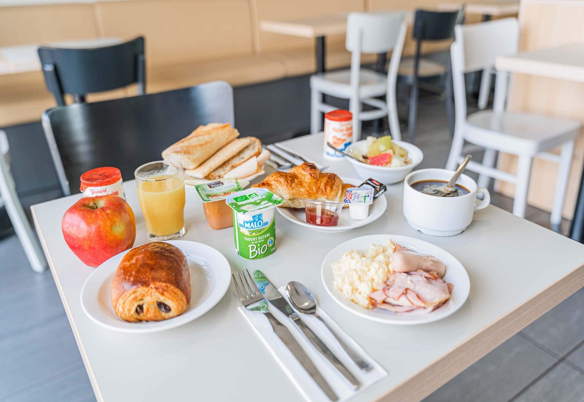 Restaurant B&B HOTEL Colmar Expo