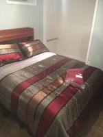 Renta Vacacional - Very Large & Welcoming London Bungalow