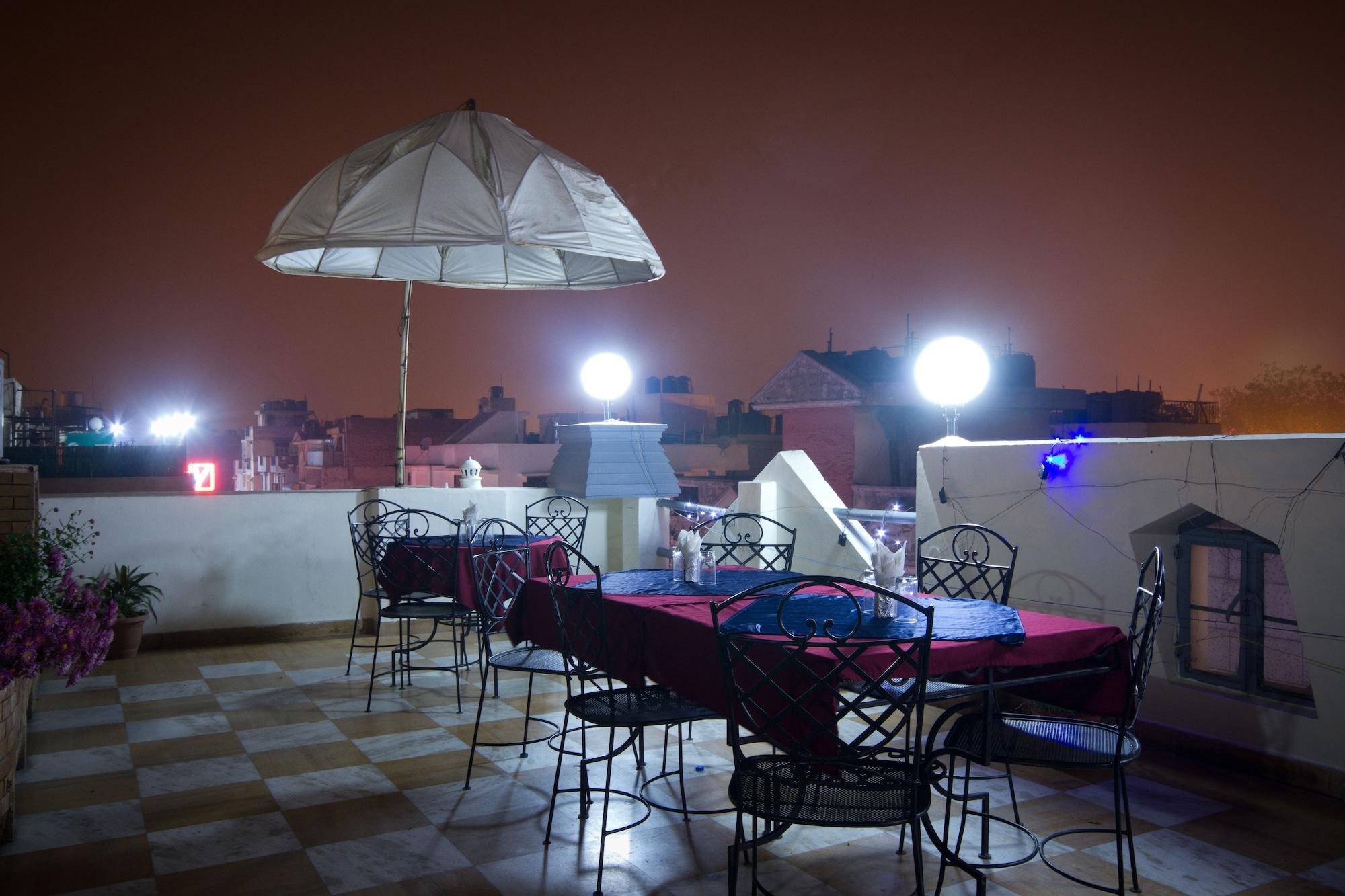 Restaurant Hotel Sunstar Grand