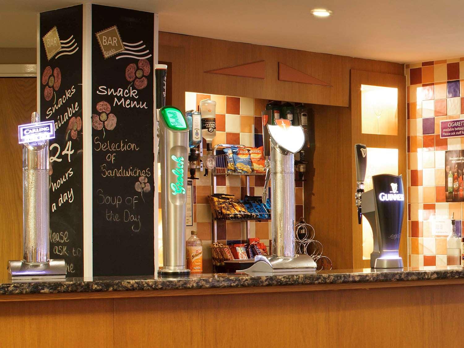 Bar/Salón ibis Chesterfield Centre – Market Town
