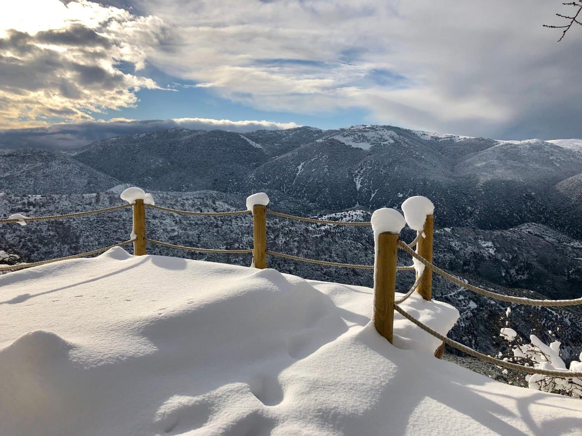 Instalaciones Recreativas Almond House Suites Arachova - Adults Only