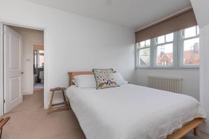 Alquiler Vacacional - Bright 1 Bedroom Flat Near the Tube