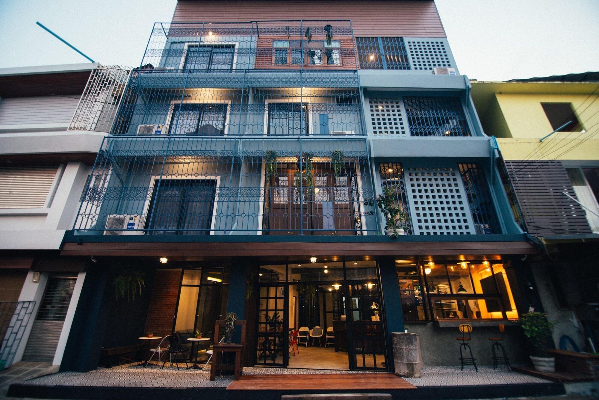 Vista Exterior Chernchan Hostel