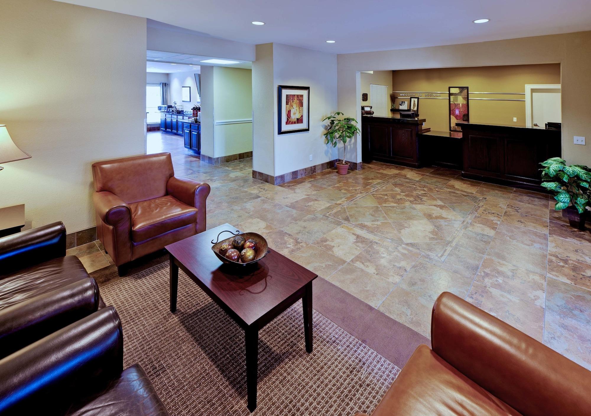 Vista Lobby MainStay Suites Addison-Dallas