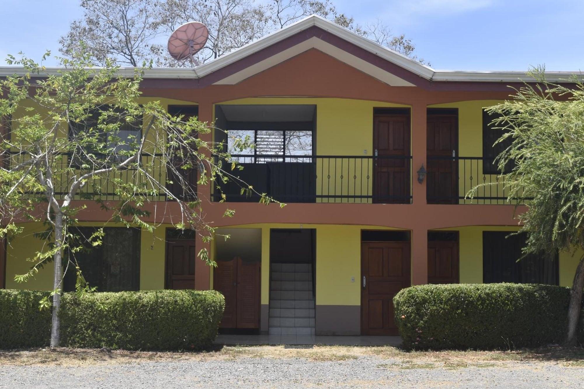 Vista Exterior Hotel Santa Ana Liberia Airport