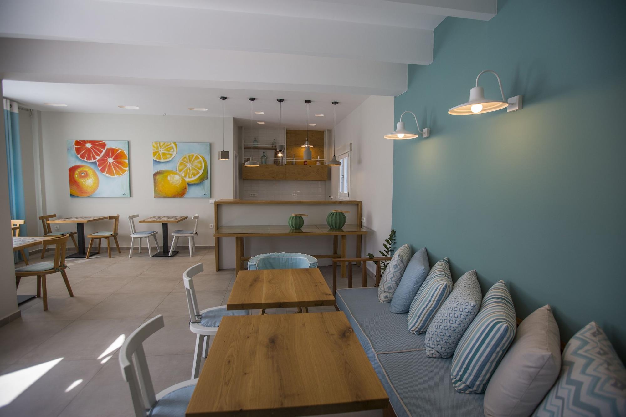 Bar/Salón Preka Maria Hotel