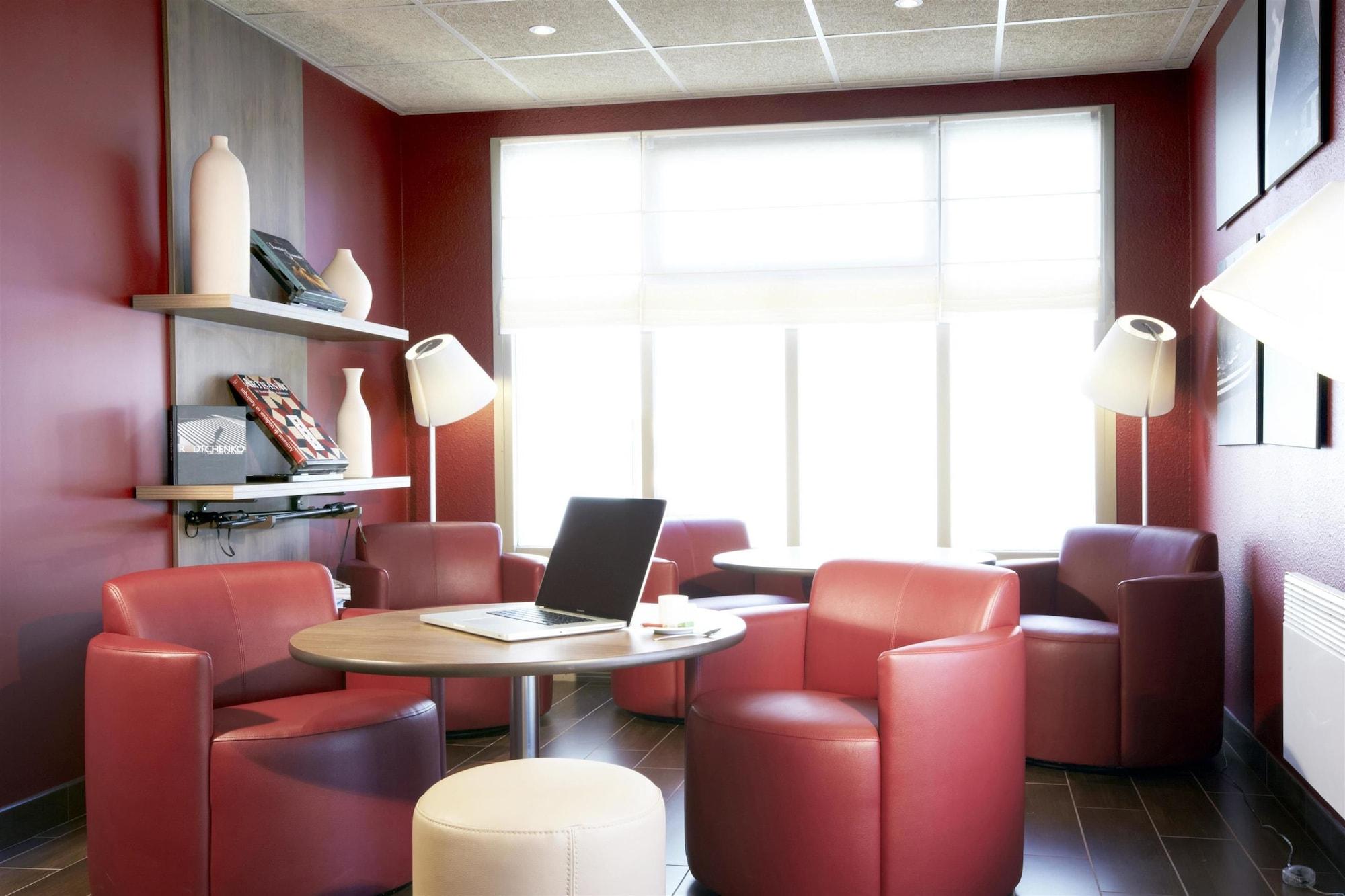 Bar/Salón Hotel Campanile BREST - Gouesnou Aéroport