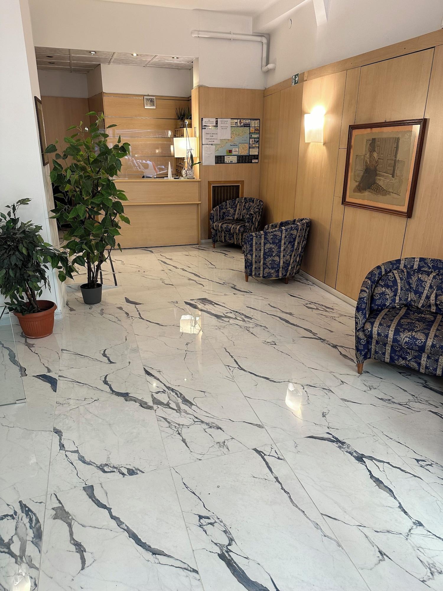 Vista Lobby Hotel Belvedere