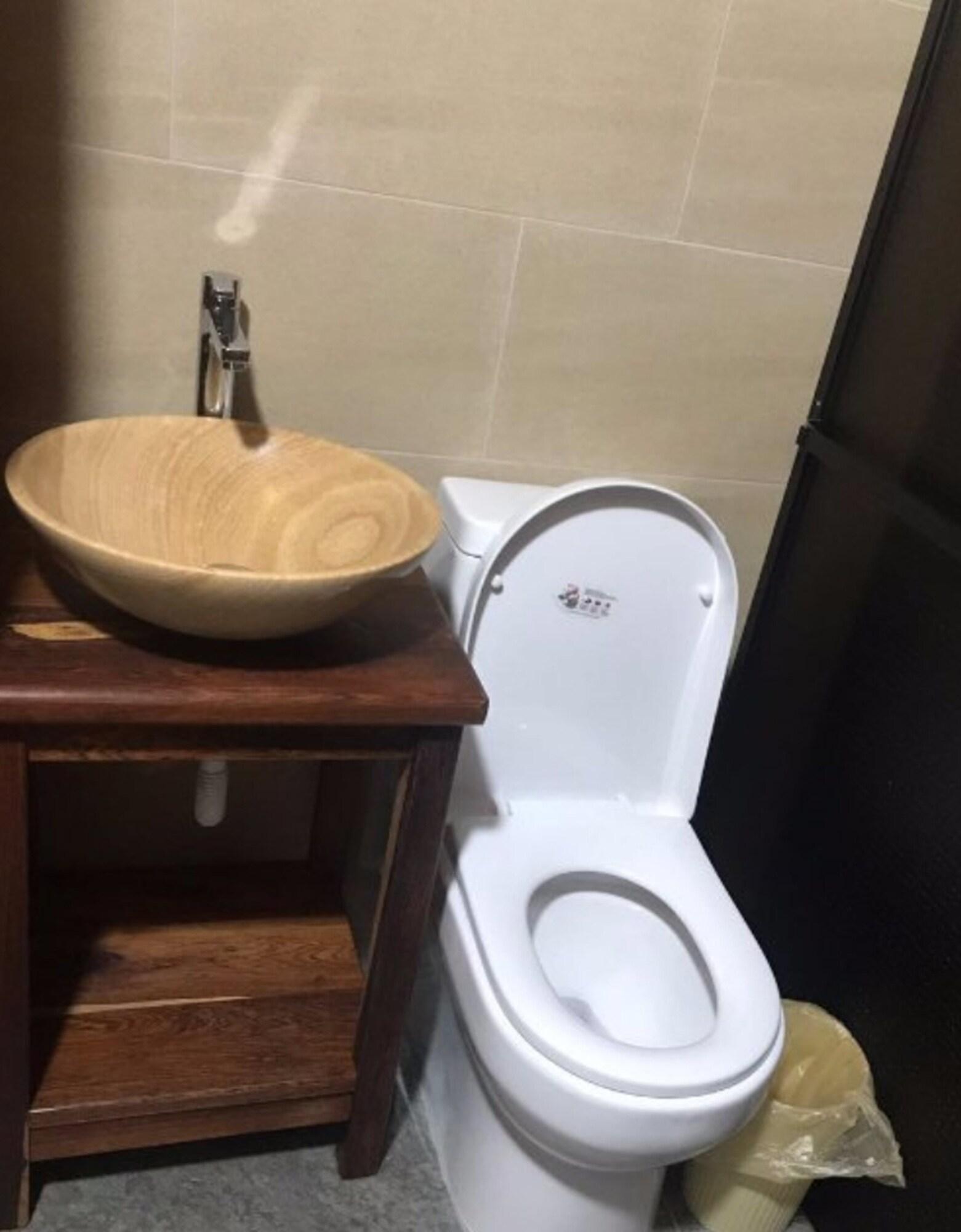 Equipamiento de Habitación Tenamit Maya