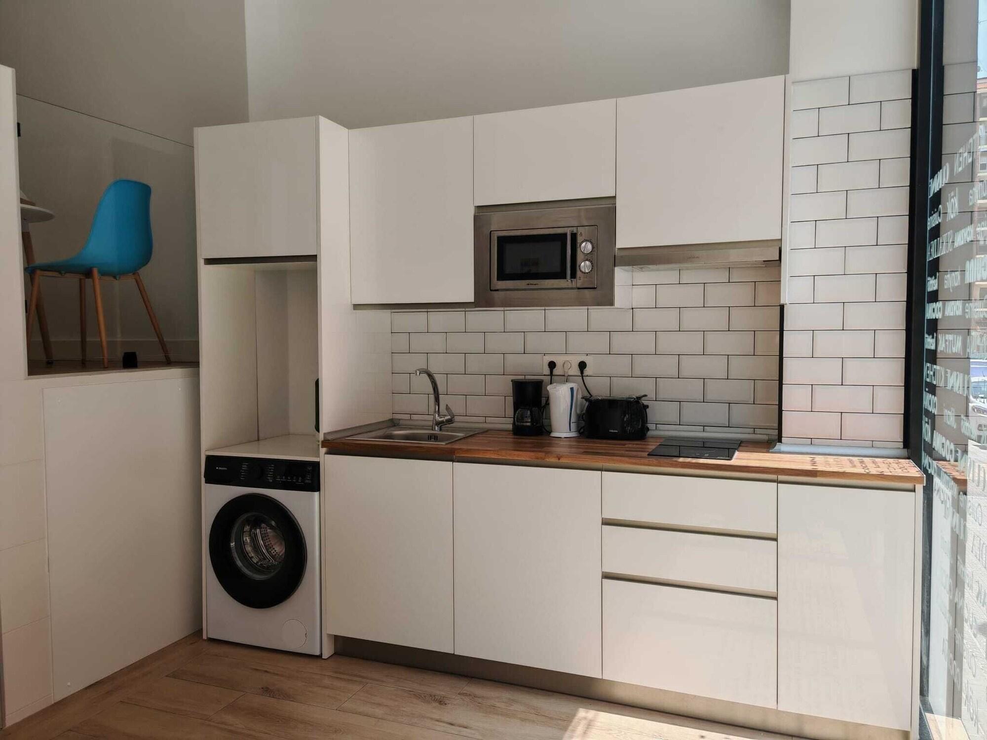 Equipamiento de Habitación Bilbao ROOMS & KITCHEN Zabalburu