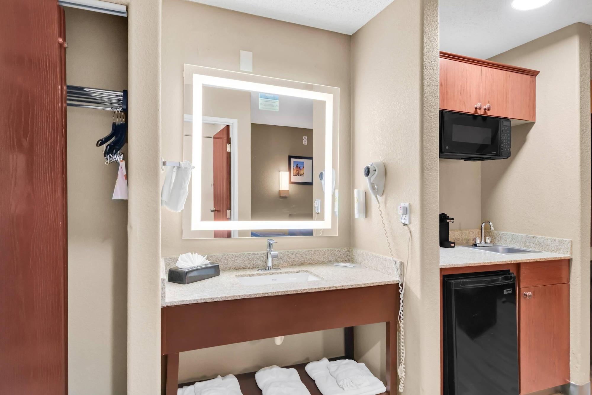 Habitación Comfort Suites Lakewood - Denver