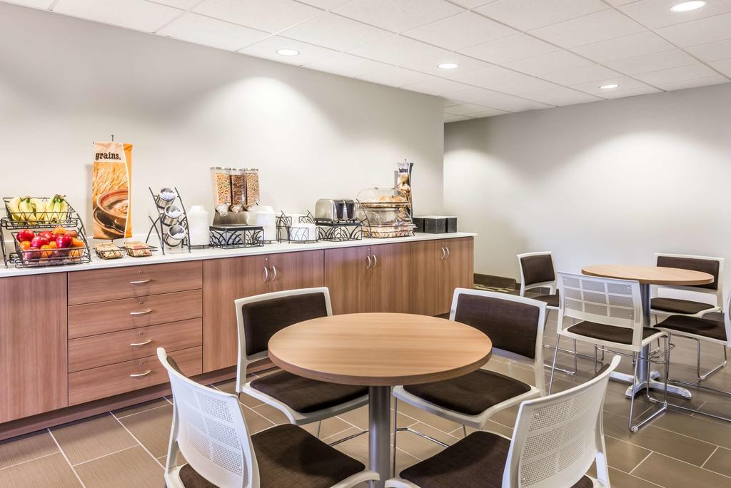 Restaurant Microtel Inn & Suites By Wyndham Beaver Falls