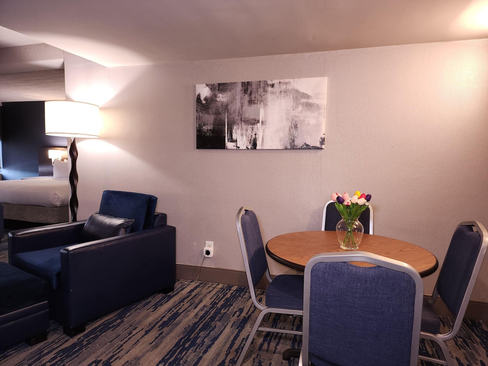 Habitación Skyline Hotel Detroit Airport, SureStay Collection by BW