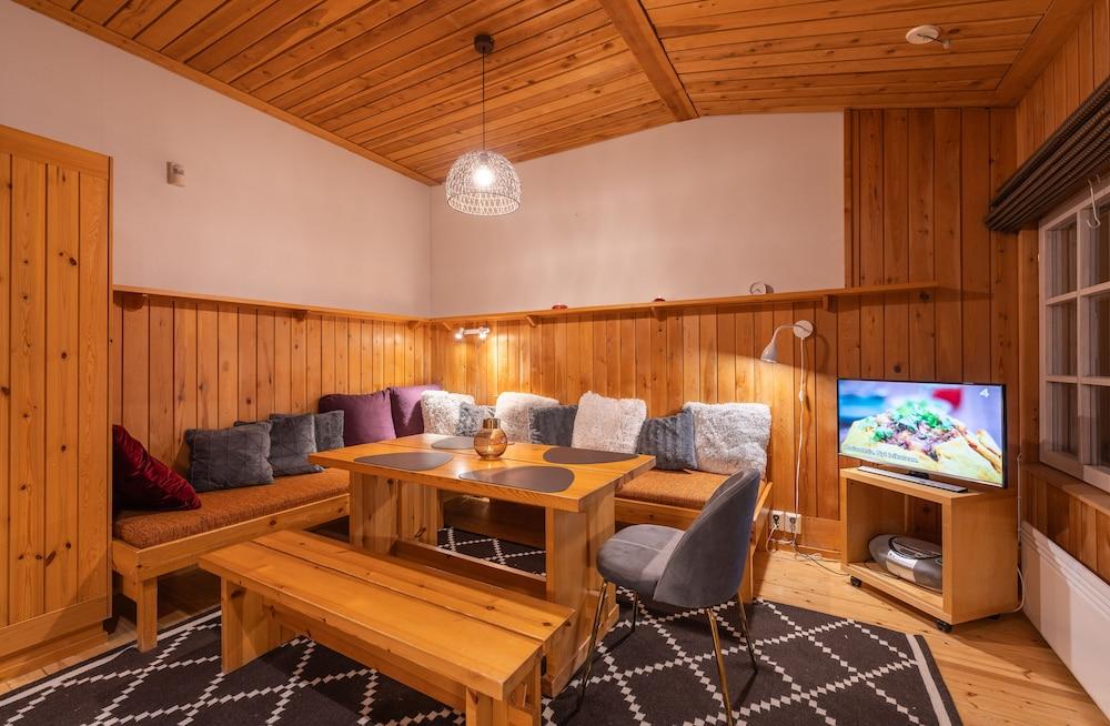 Varios Kuukkeli Apartments Tokka