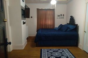 Alojamiento - BOUGAINVILLEA BED & BREAKFAST SUITE #6 SPORTS