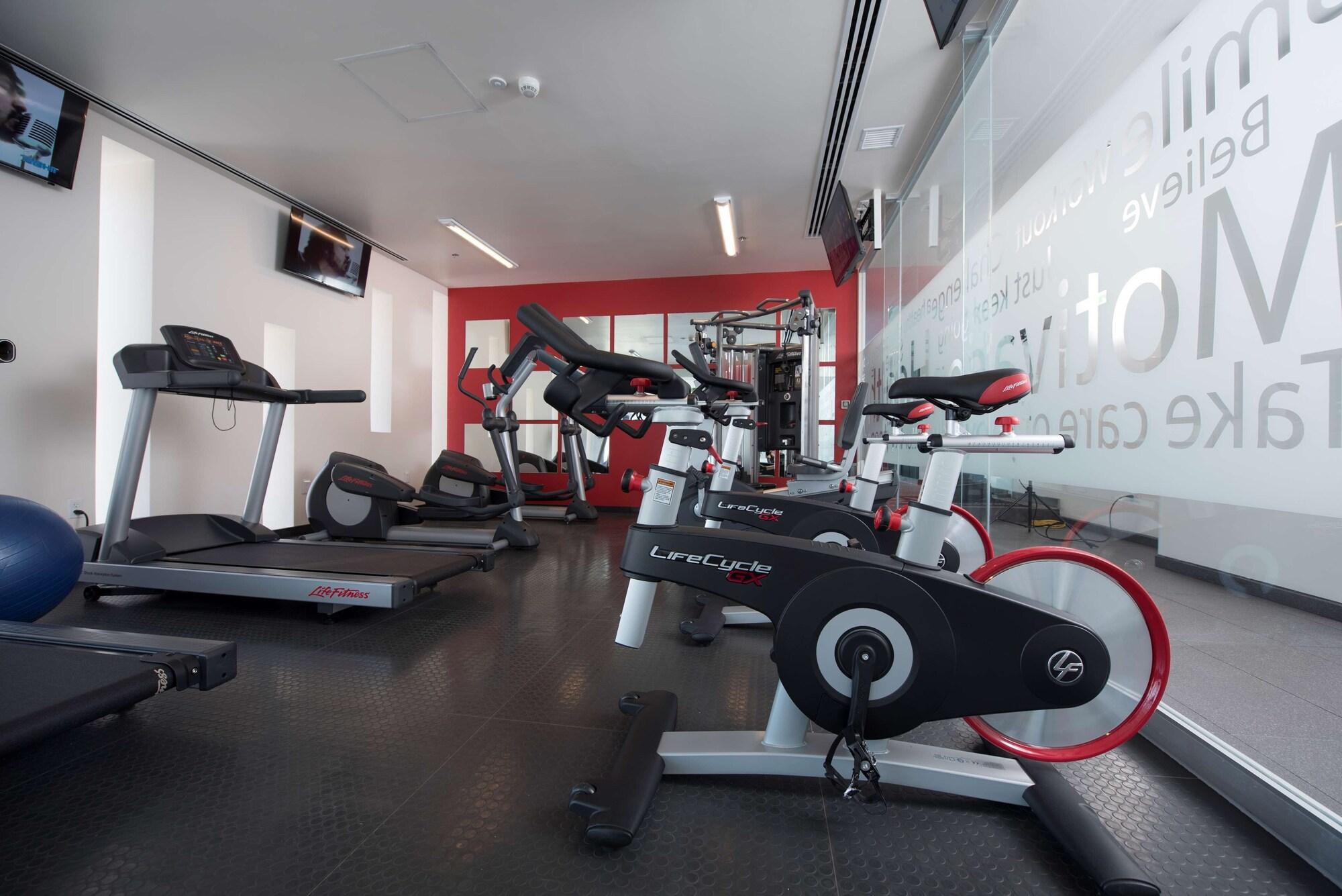 Gimnasio Ramada Encore by Wyndham Aguascalientes
