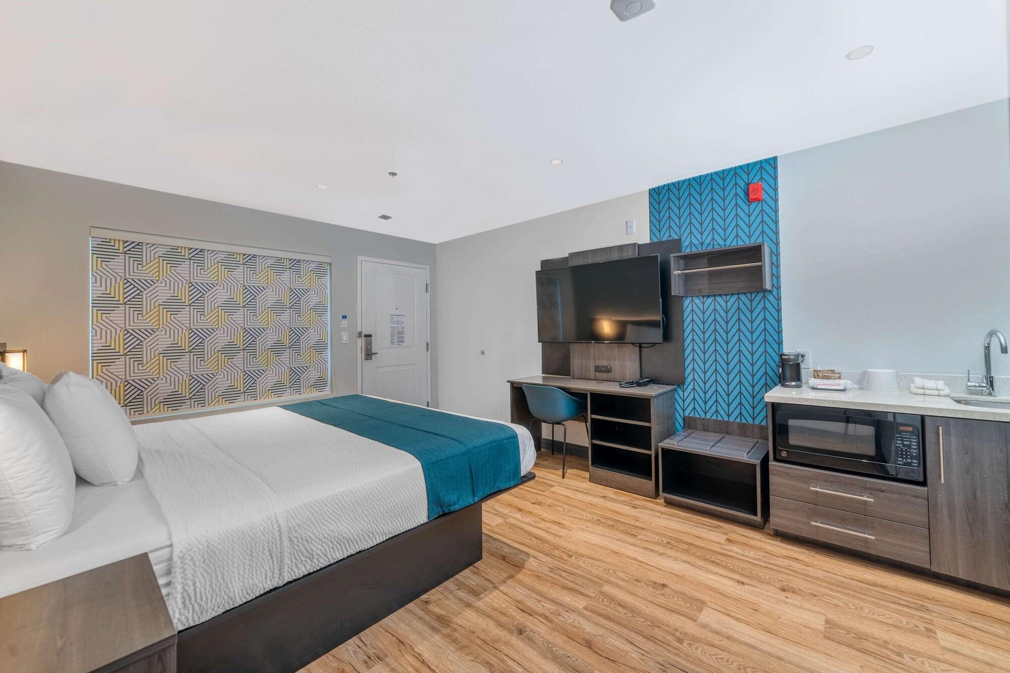 Habitación Studio 6 Suites – Stockton, CA – Waterfront
