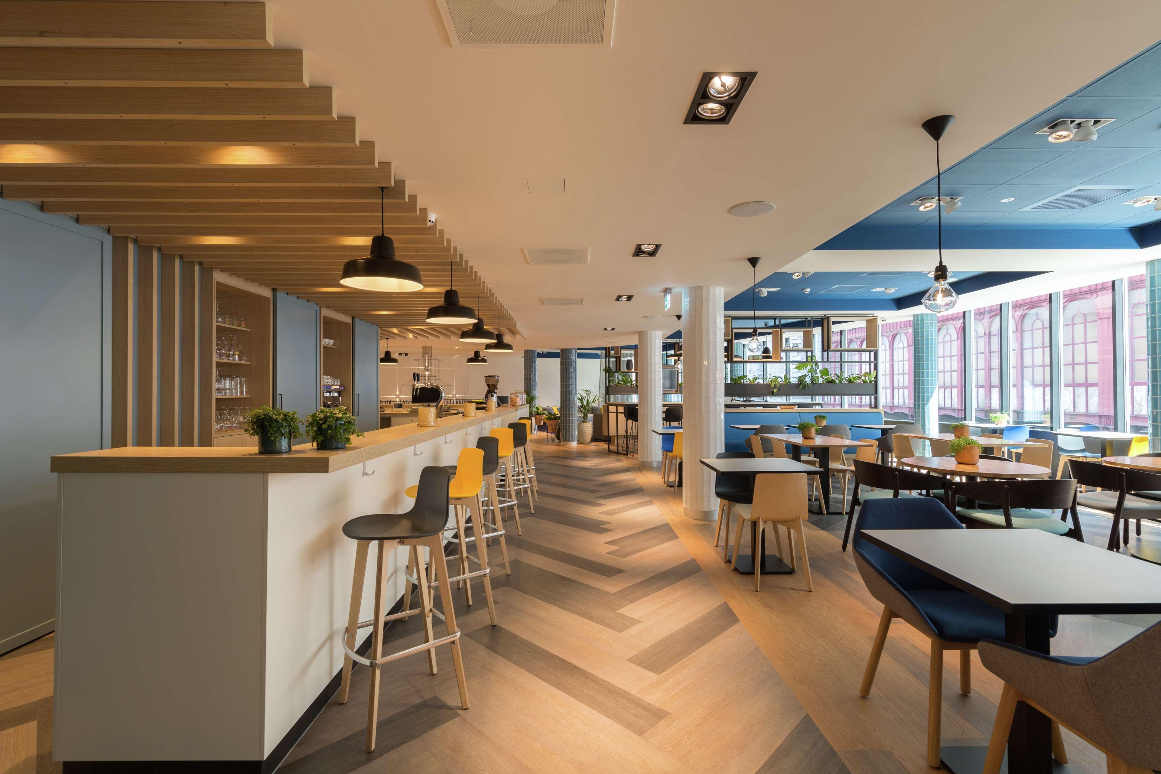 Bar/Salón Hampton by Hilton Antwerp Central Station