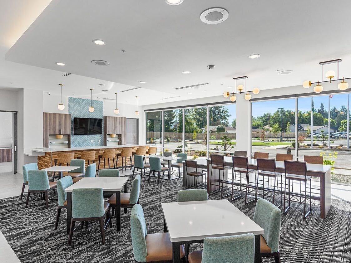 Restaurant La Quinta Inn & Suites by Wyndham Centralia