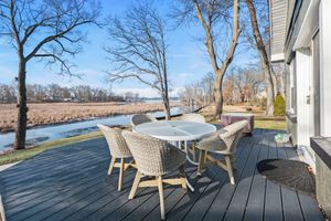 Alquiler Vacacional - Kayak + Paddleboard: Canal-front White Lake Escape