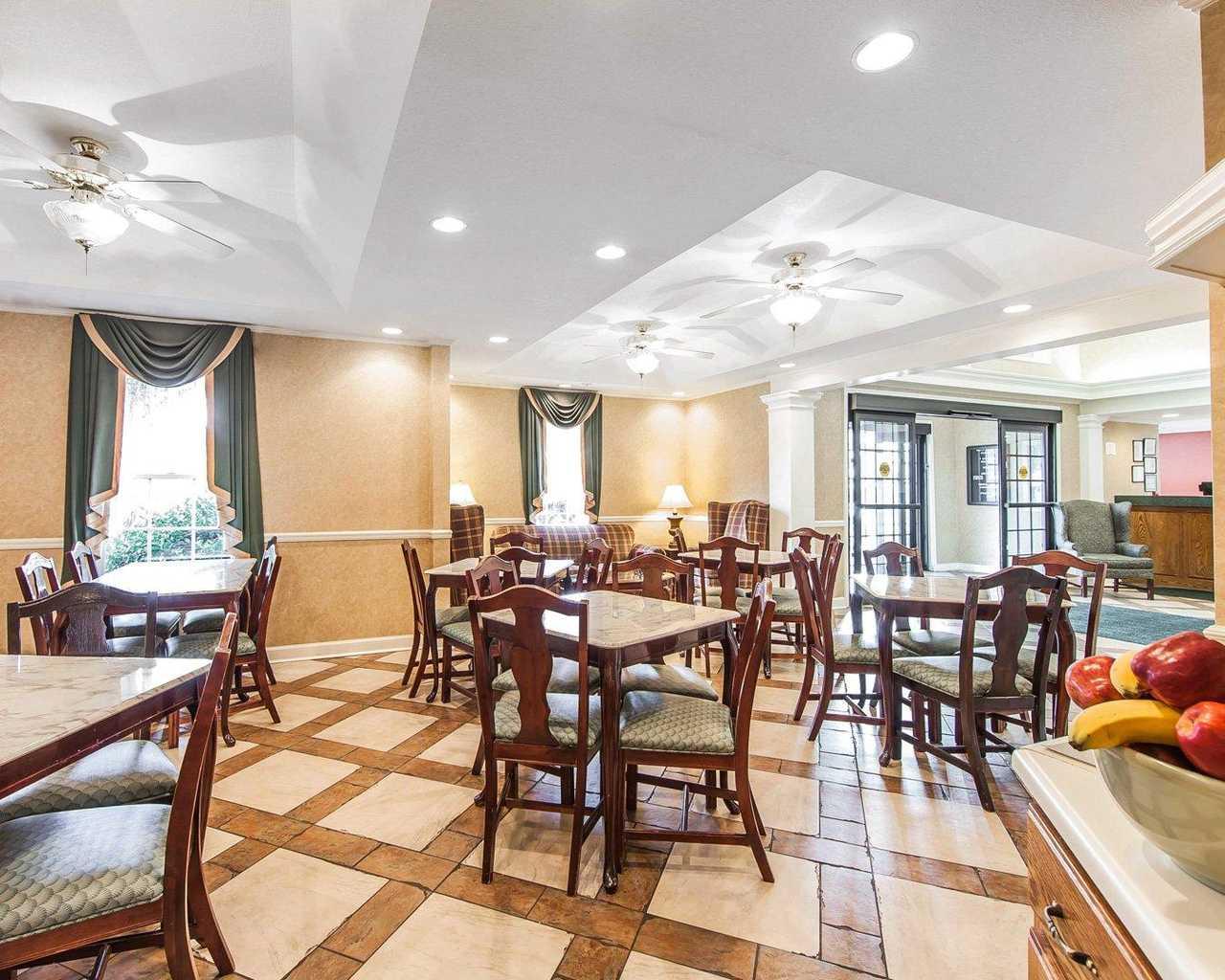 Restaurant Quality Inn Rome South