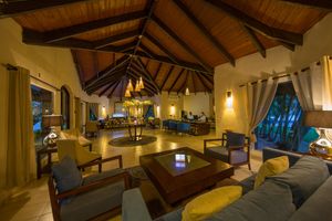 Alojamiento - Royalton Splash Punta Cana Resort & Casino