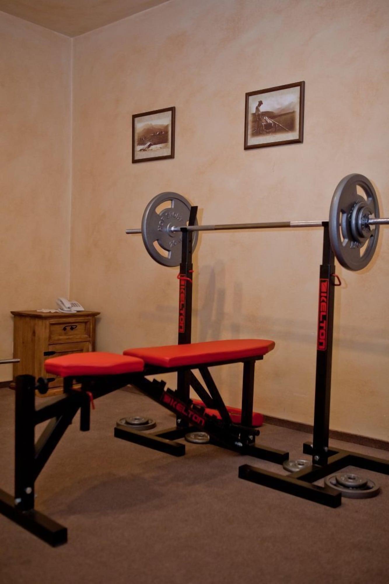 Gimnasio Dwór Karolówka