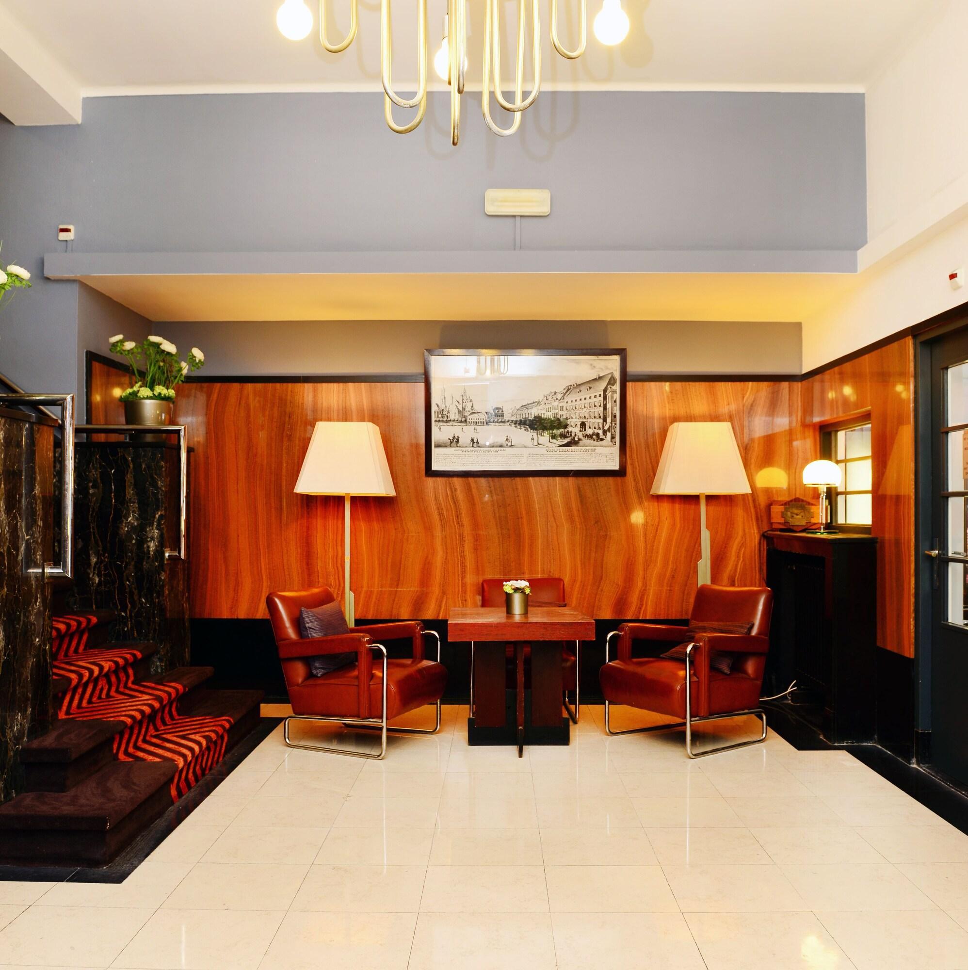 Vista Lobby Best Western Ducasque