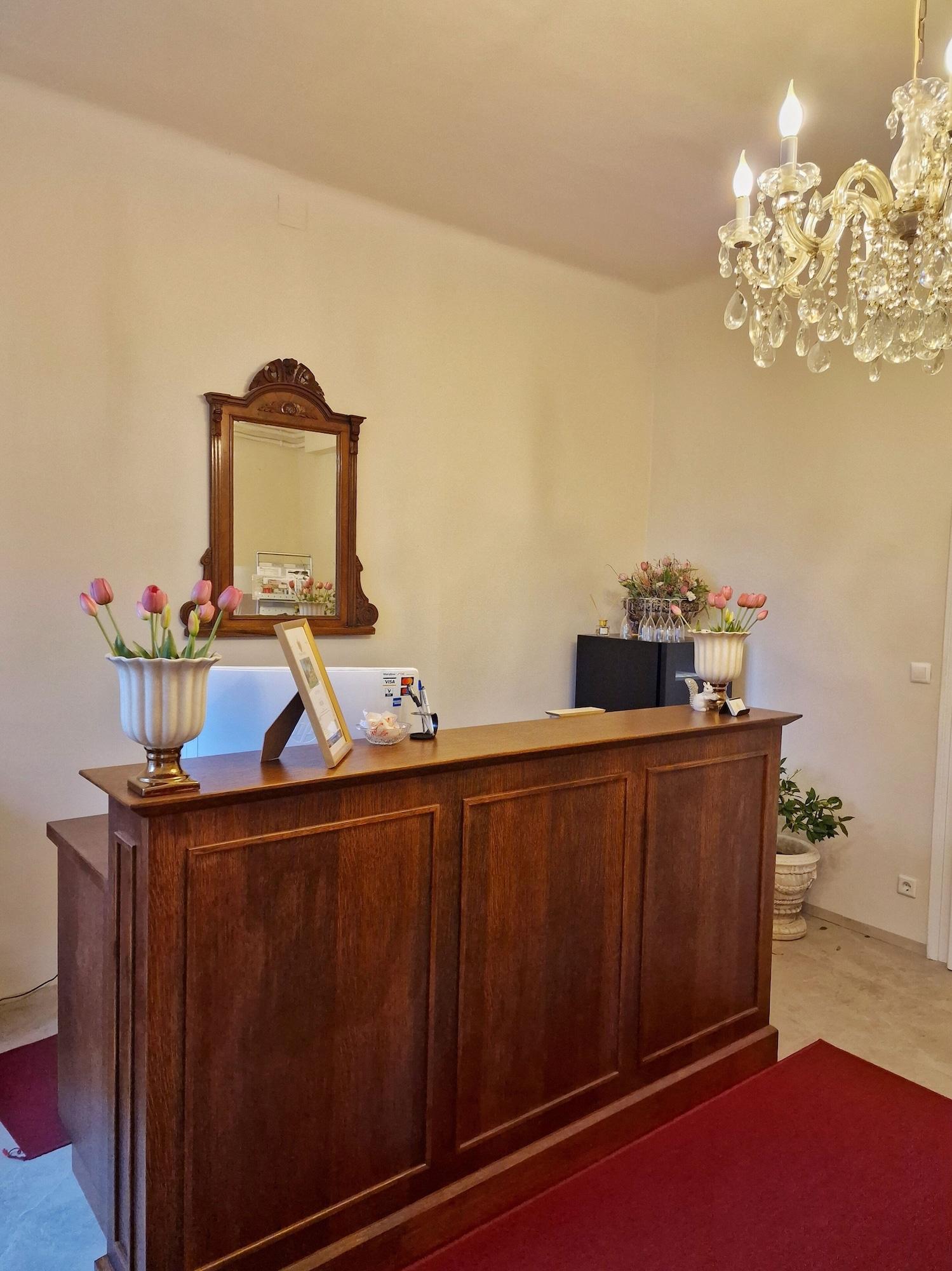 Vista Lobby Palais Kneissl
