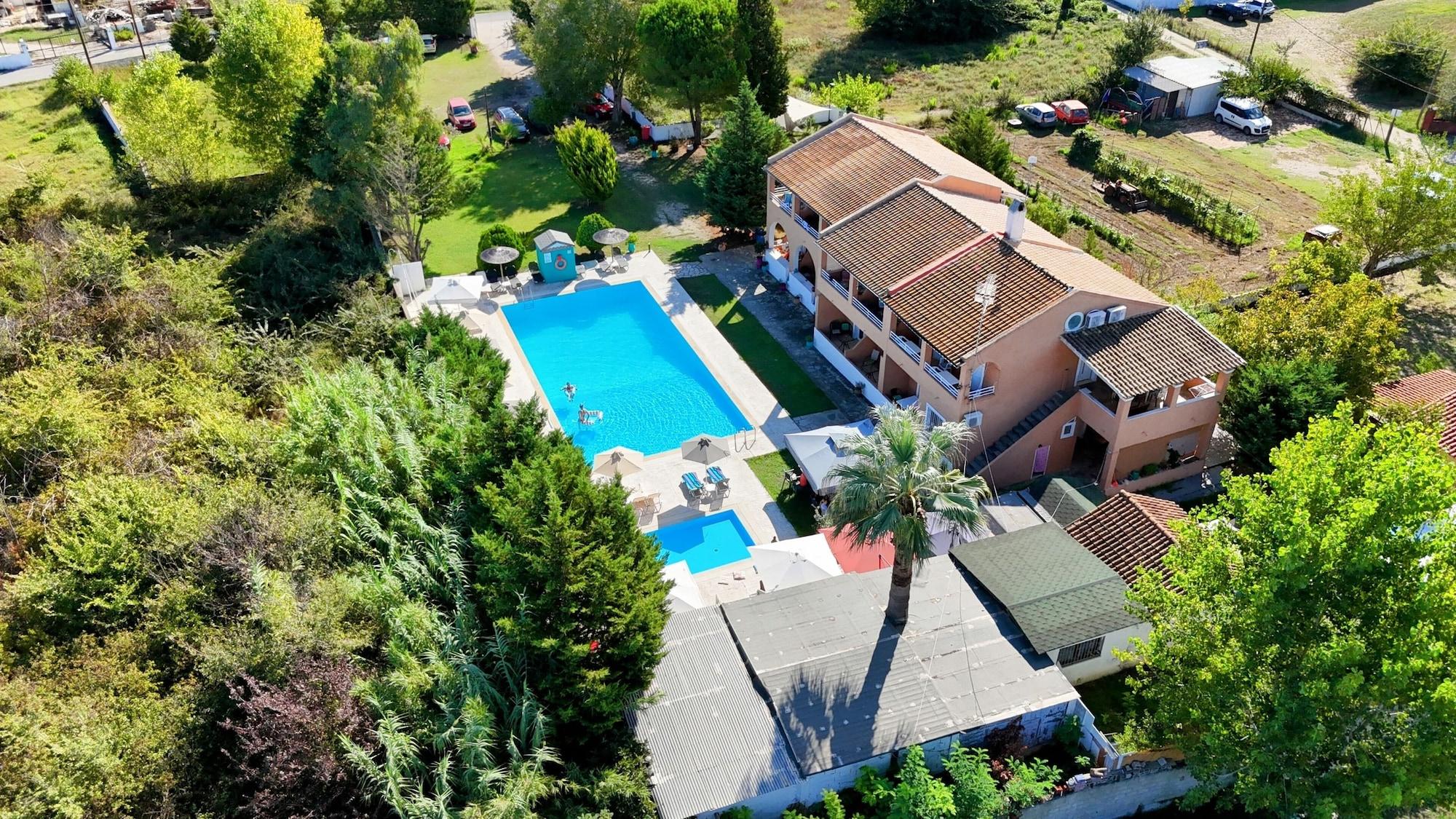 Vista Exterior Sausan Hotel